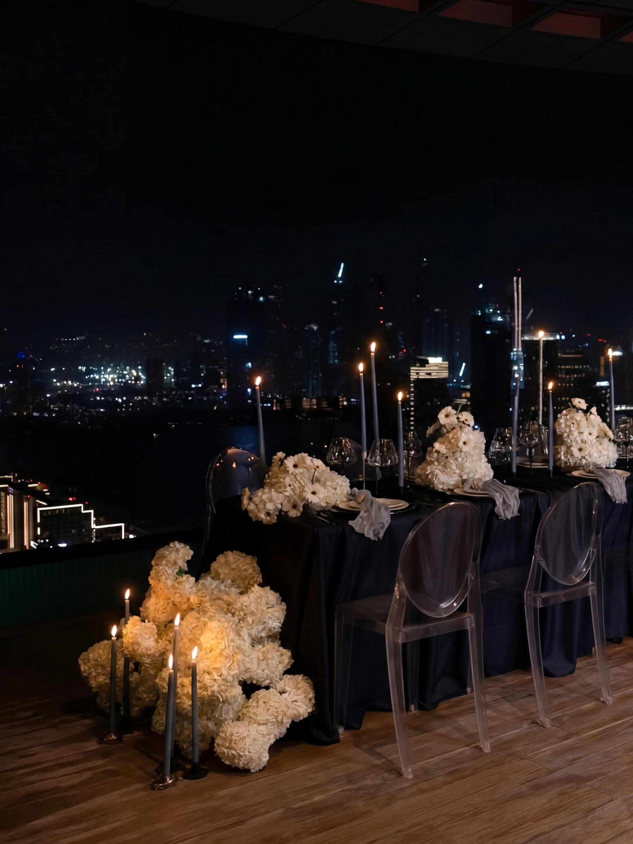 Blue Night rooftop editorial at Aura Sky Pool, Dubai (6)