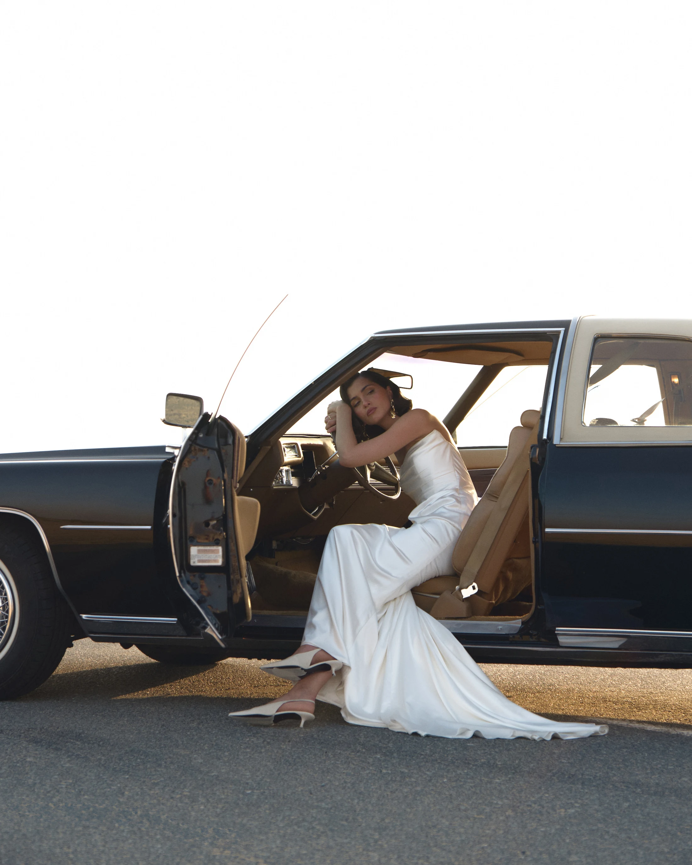 Desert Cadillac editorial, Dubai desert (12)