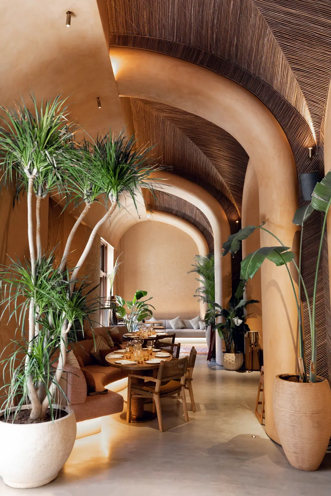 An Earthly Welcome at Sana Restaurant, Dubai — welcome dinner by Zahra Studio